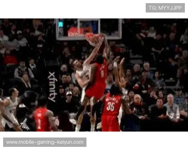 马刺新秀无视对抗完成高抛进球 马刺新秀无视对抗完成高抛进球