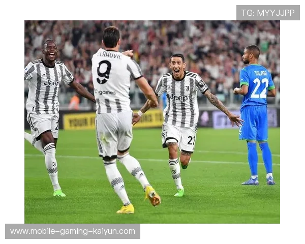 尤文图斯在中场拼抢中取得优势,推进节拍加快 尤文图斯在中场拼抢中取得优势,推进节拍加快