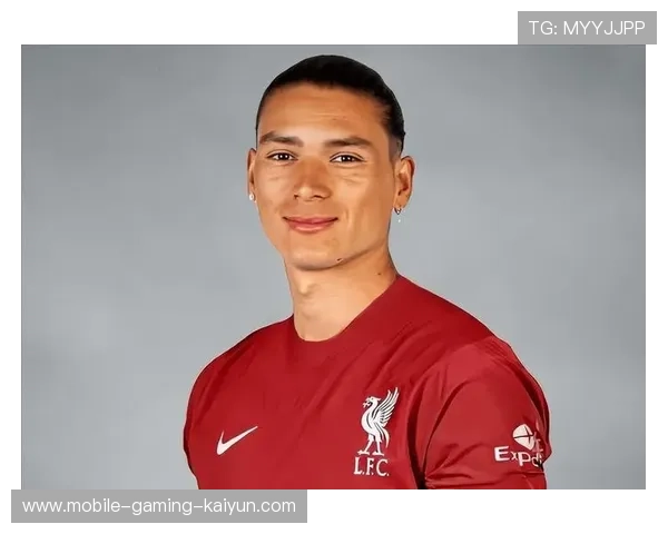 利物浦围剿桑德兰禁区,努涅斯扫射被门柱拒绝 利物浦围剿桑德兰禁区,努涅斯扫射被门柱拒绝