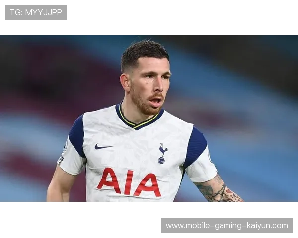 热刺中场拦截发起致命反击,逆转比赛的黄金时刻! 热刺中场拦截发起致命反击,逆转比赛的黄金时刻!