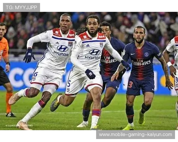 法甲里昂角球制胜,门前高点成致胜法宝 法甲里昂角球制胜,门前高点成致胜法宝